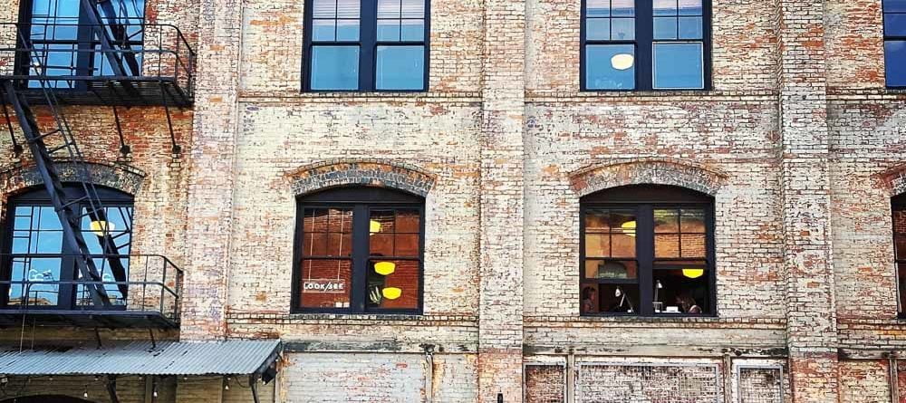 Apartment-Store Front